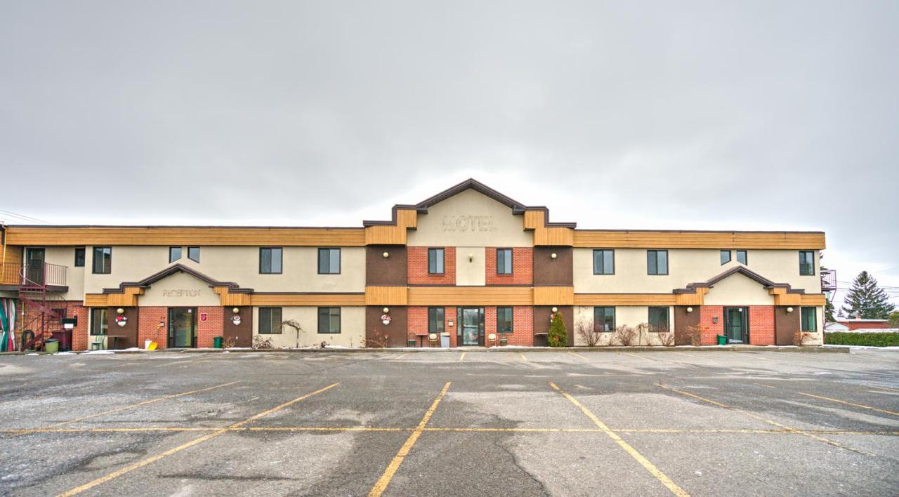 Motel Rustik Châteauguay Heights Dış mekan fotoğraf